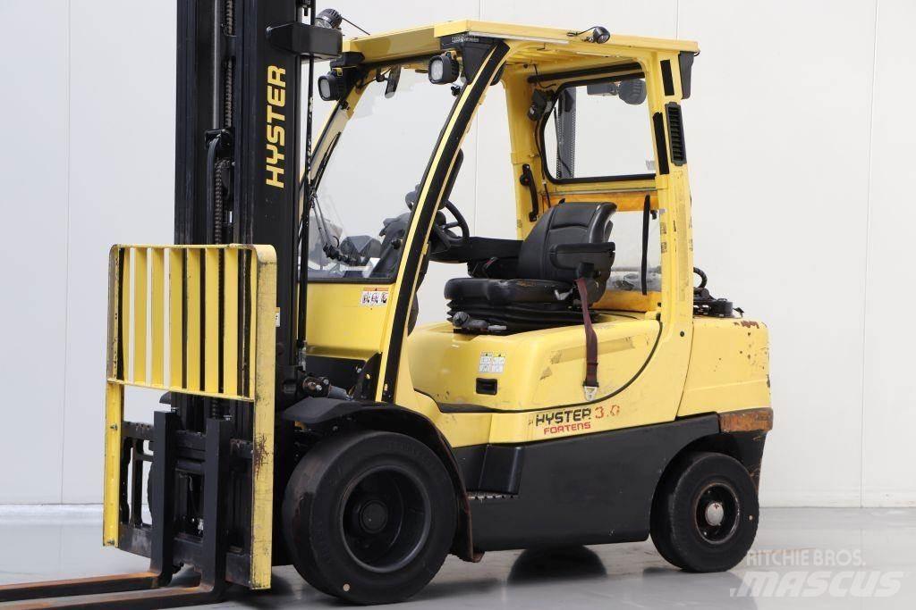 Hyster H3.0FT Chariots GPL