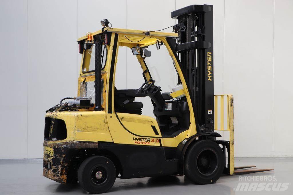 Hyster H3.0FT Chariots GPL