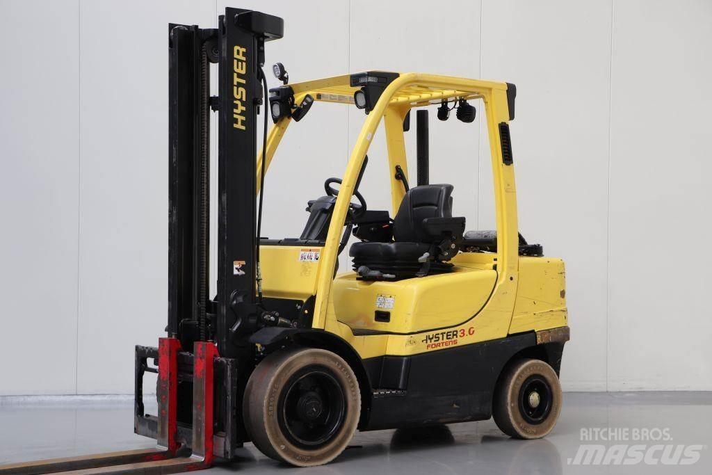 Hyster H3.0FT Chariots GPL