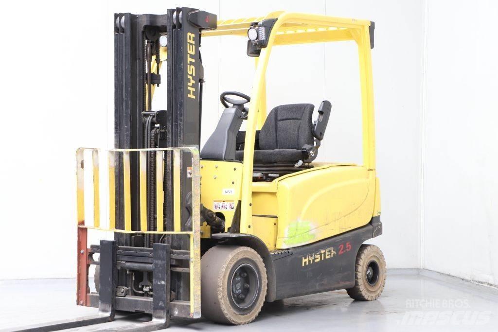 Hyster J2.5XN Chariots élévateurs électriques