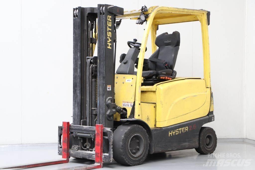 Hyster J2.5XN Chariots élévateurs électriques