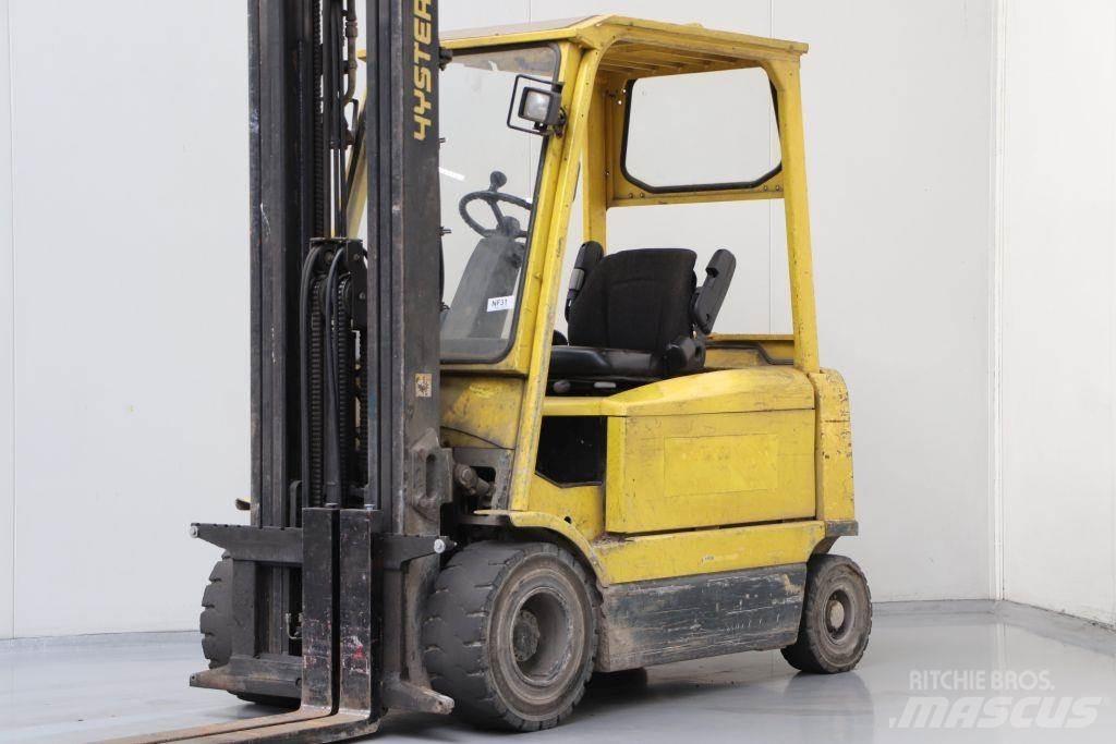 Hyster J3.00XM Chariots élévateurs électriques