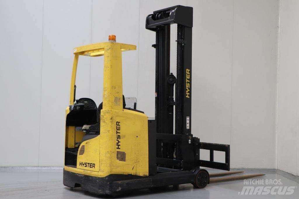 Hyster R2.5 Chariot à mât rétractable