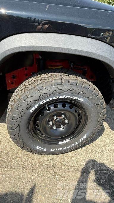  Ineos Grenadier Utilitaire porte-outils