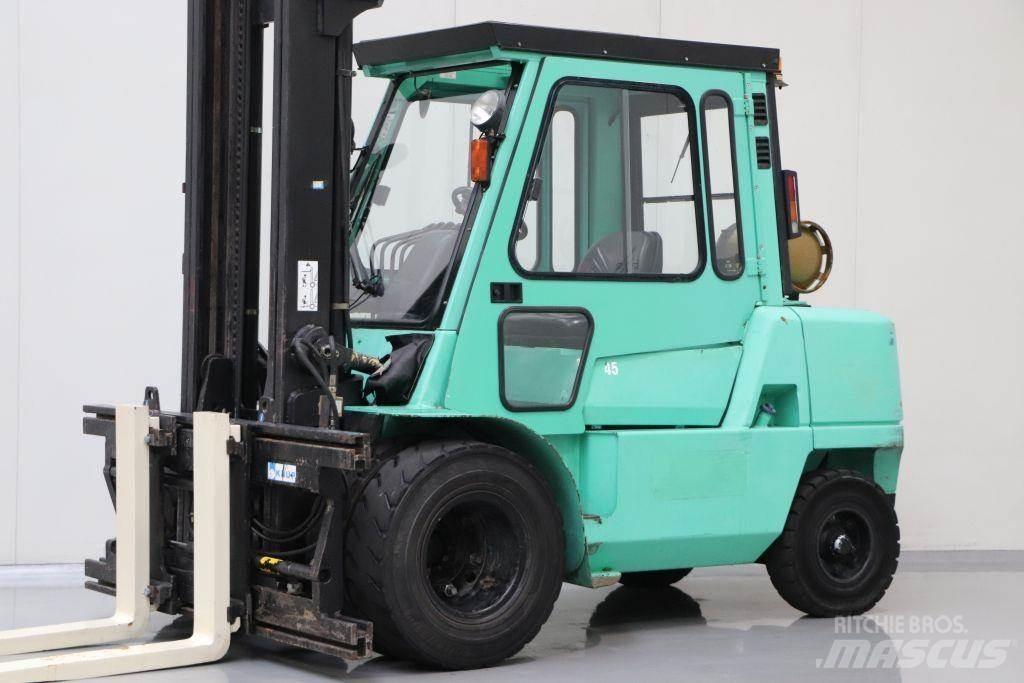 Mitsubishi FG45K Chariots GPL
