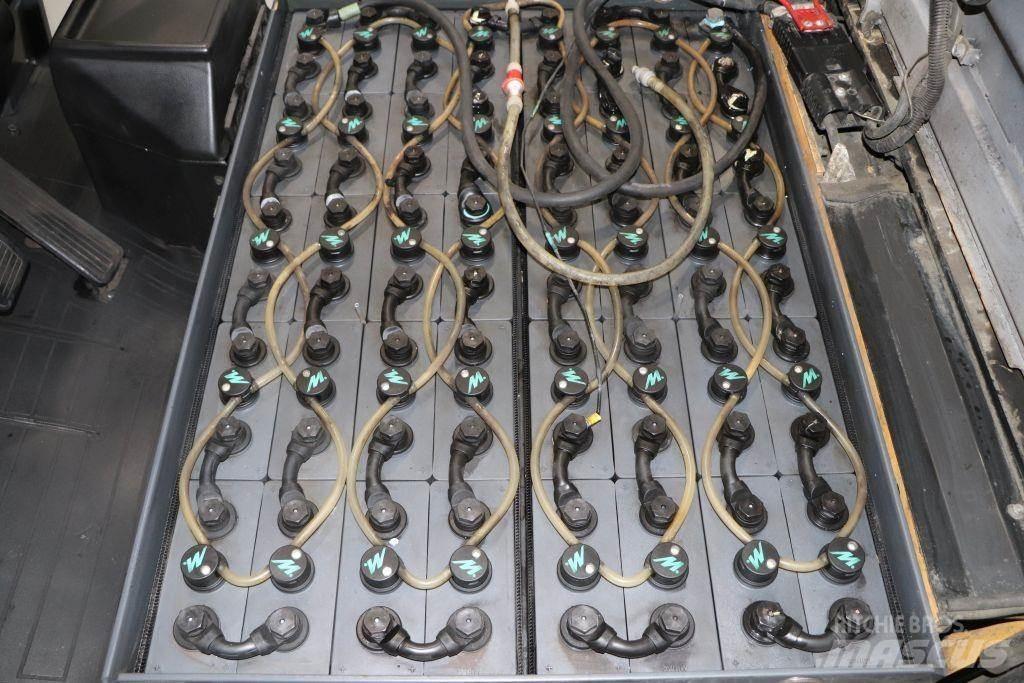 Nissan 1Q2L25T Chariots élévateurs électriques