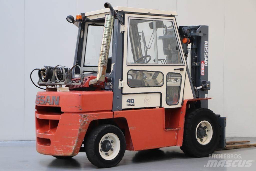 Nissan BF03A35U Chariots GPL