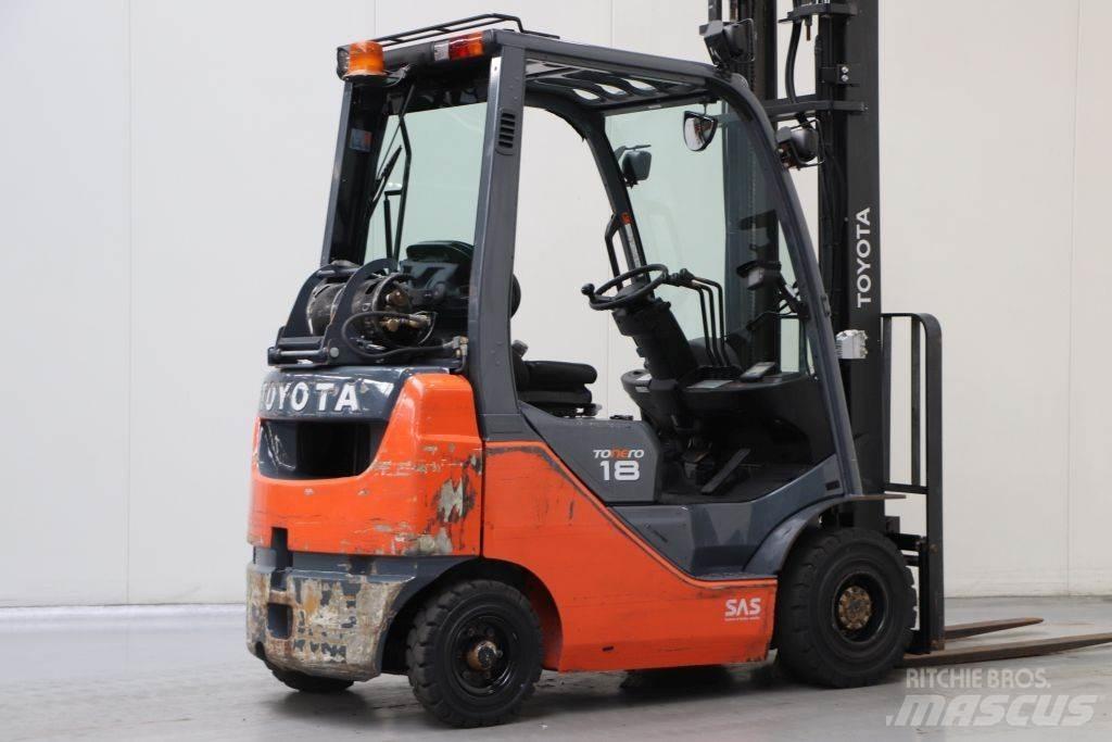 Toyota 02-8FGF18 Chariots GPL