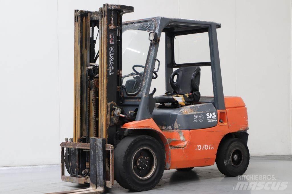 Toyota 62-7FDF30 Chariots diesel