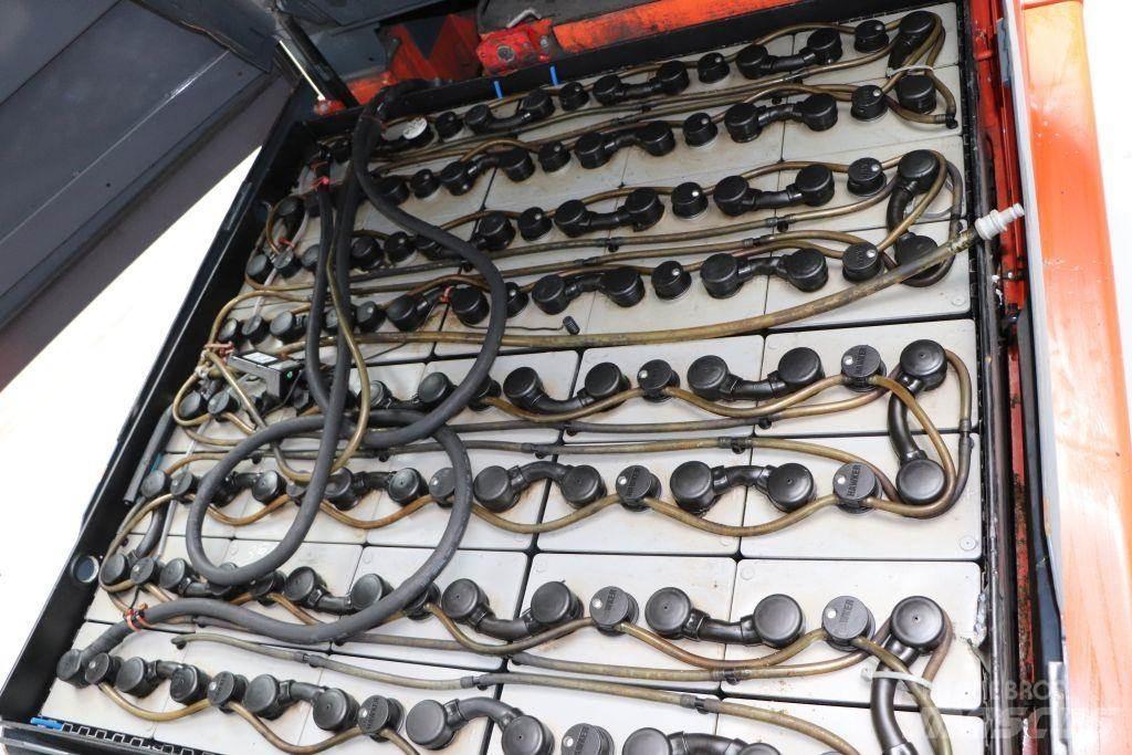 Toyota 8FBMT45 Chariots élévateurs électriques