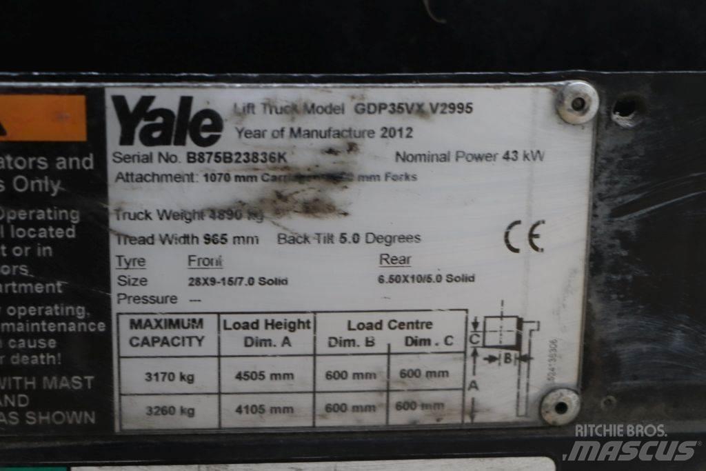 Yale GDP35VX Chariots diesel