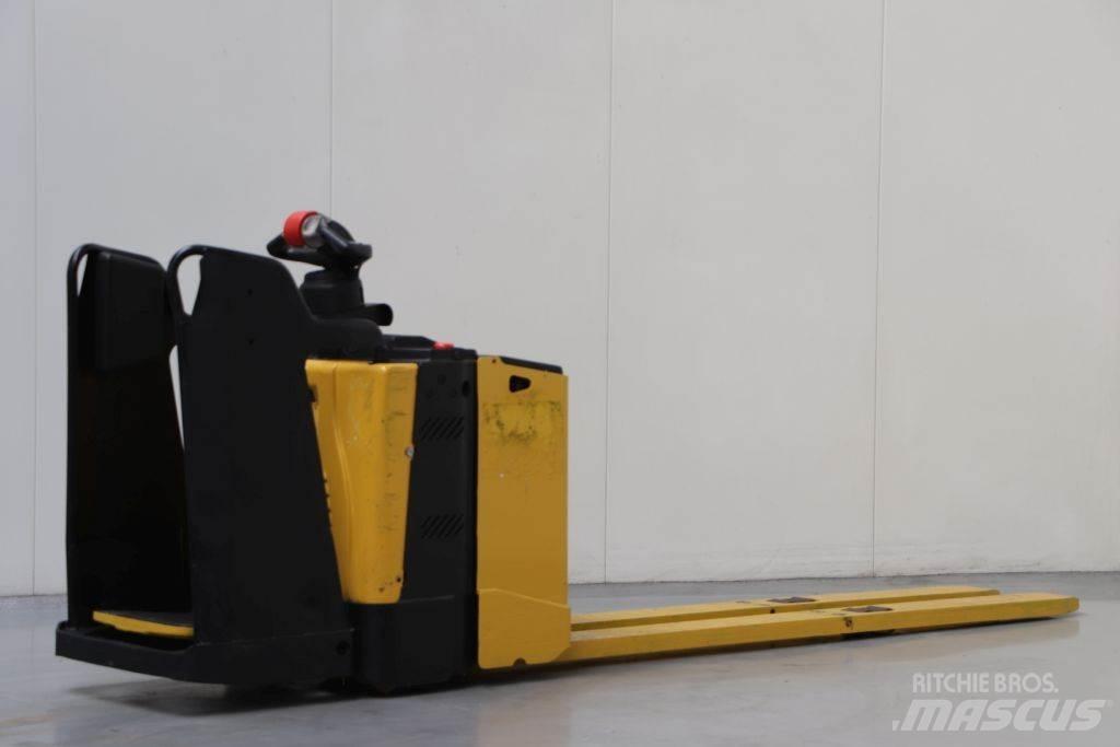Yale MP20X Transpalette accompagnant