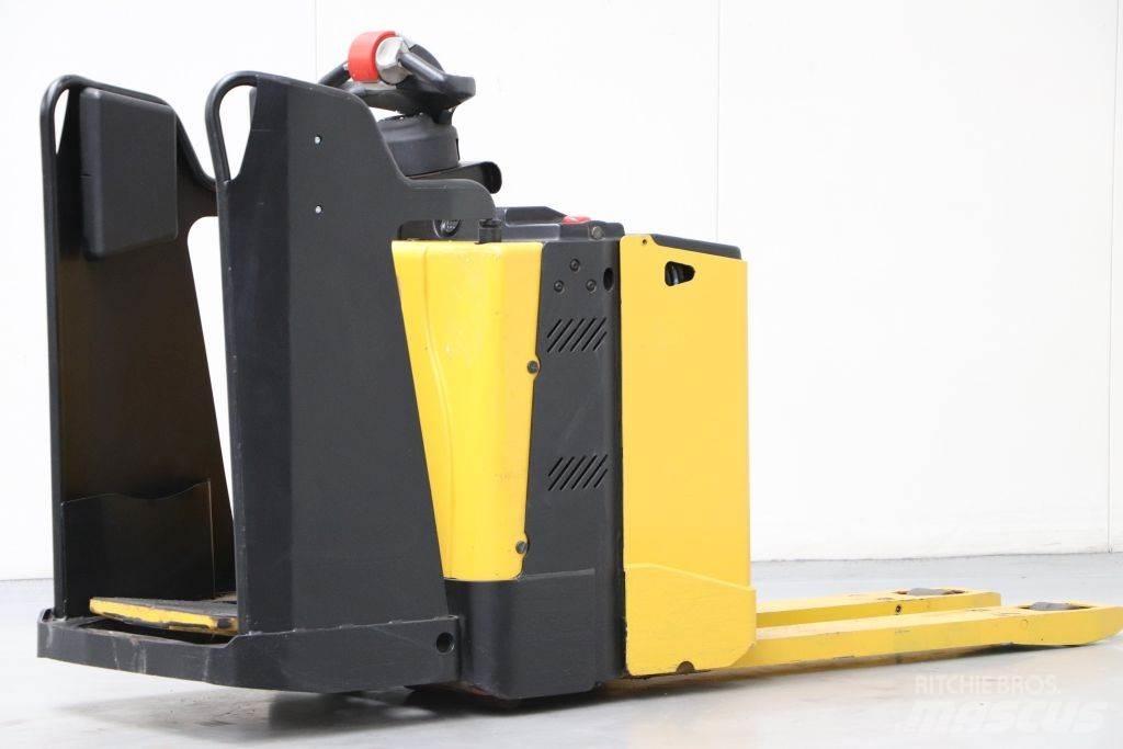 Yale MP20X Transpalette accompagnant