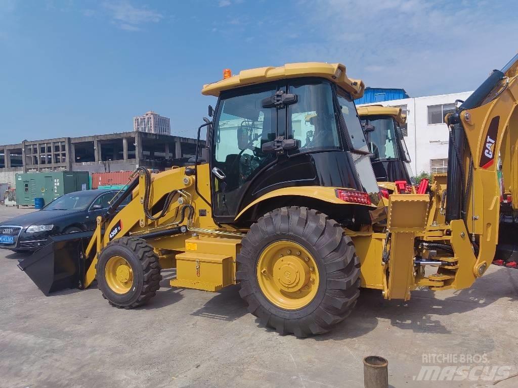 CAT 430 F Tractopelle