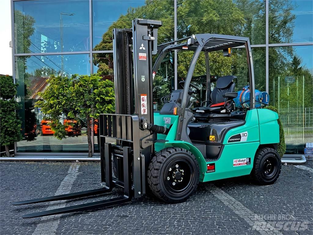 Mitsubishi FG30N Chariots GPL