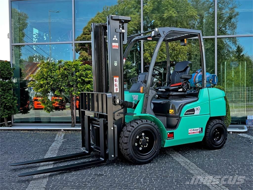 Mitsubishi FG30N Chariots GPL