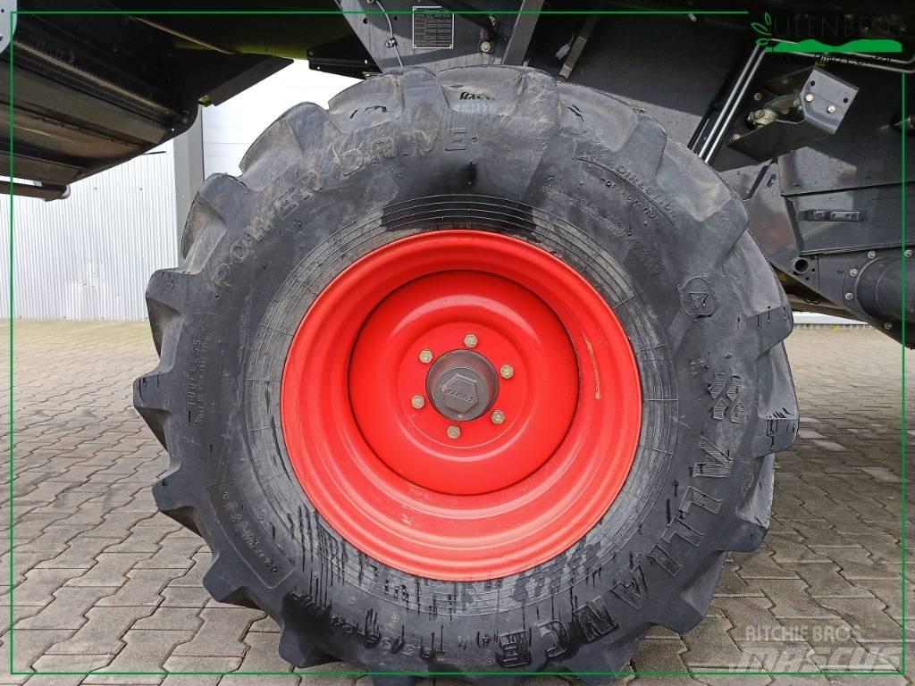 CLAAS Tucano 420 Moissonneuse batteuse