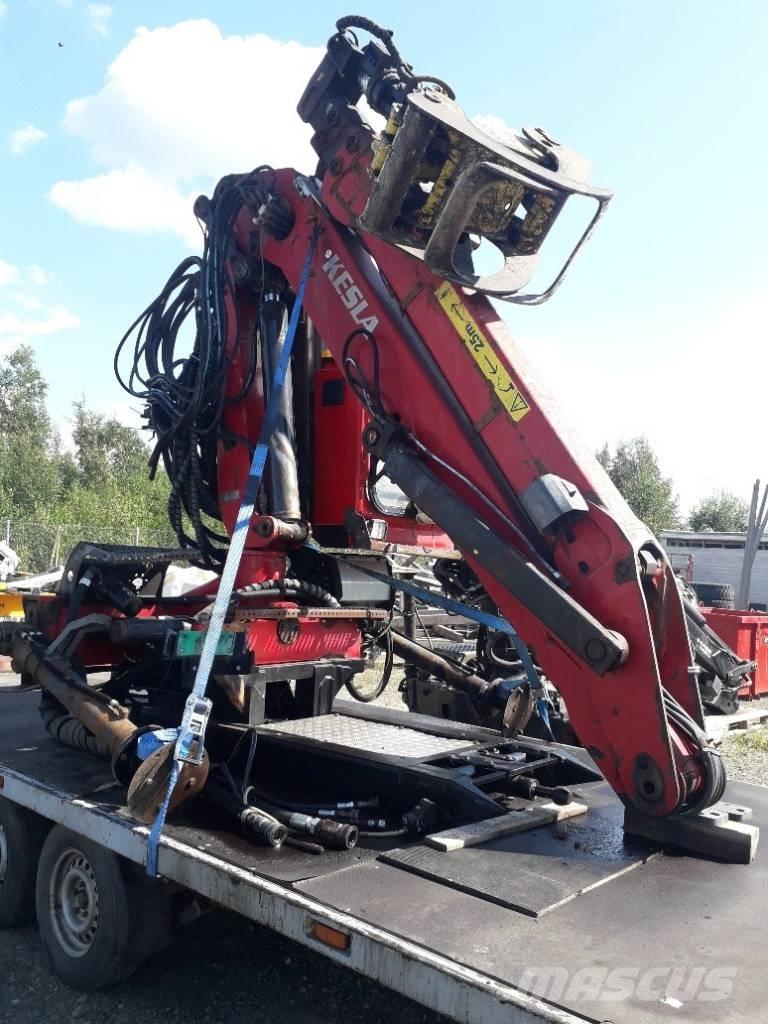 Kesla 2112ZT Grue forestière
