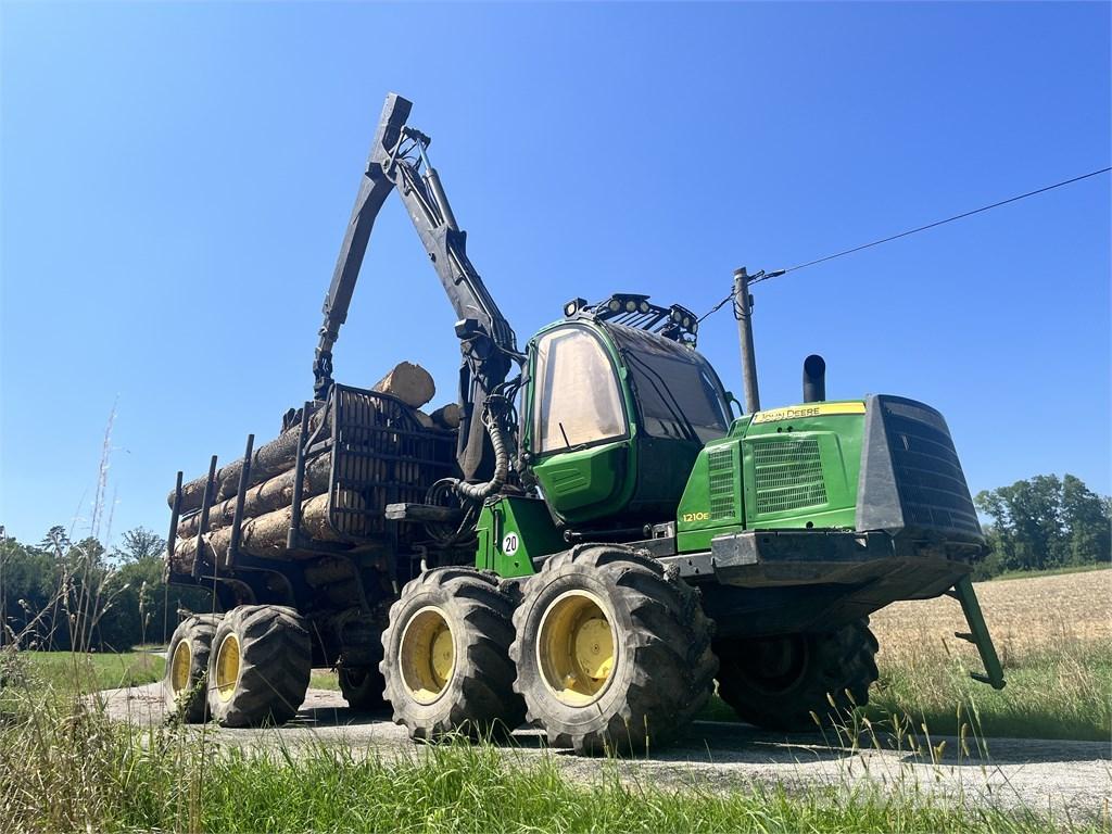 John Deere 1210E Porteur