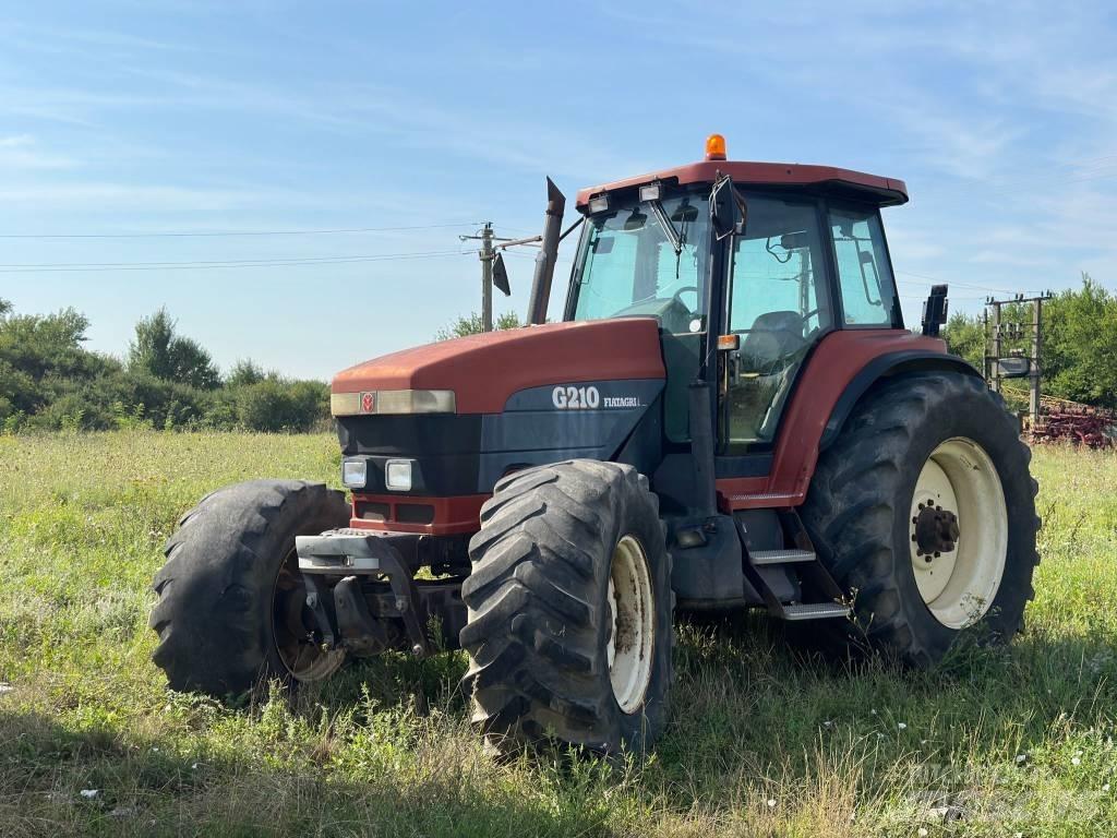 New Holland G 210 Tracteur