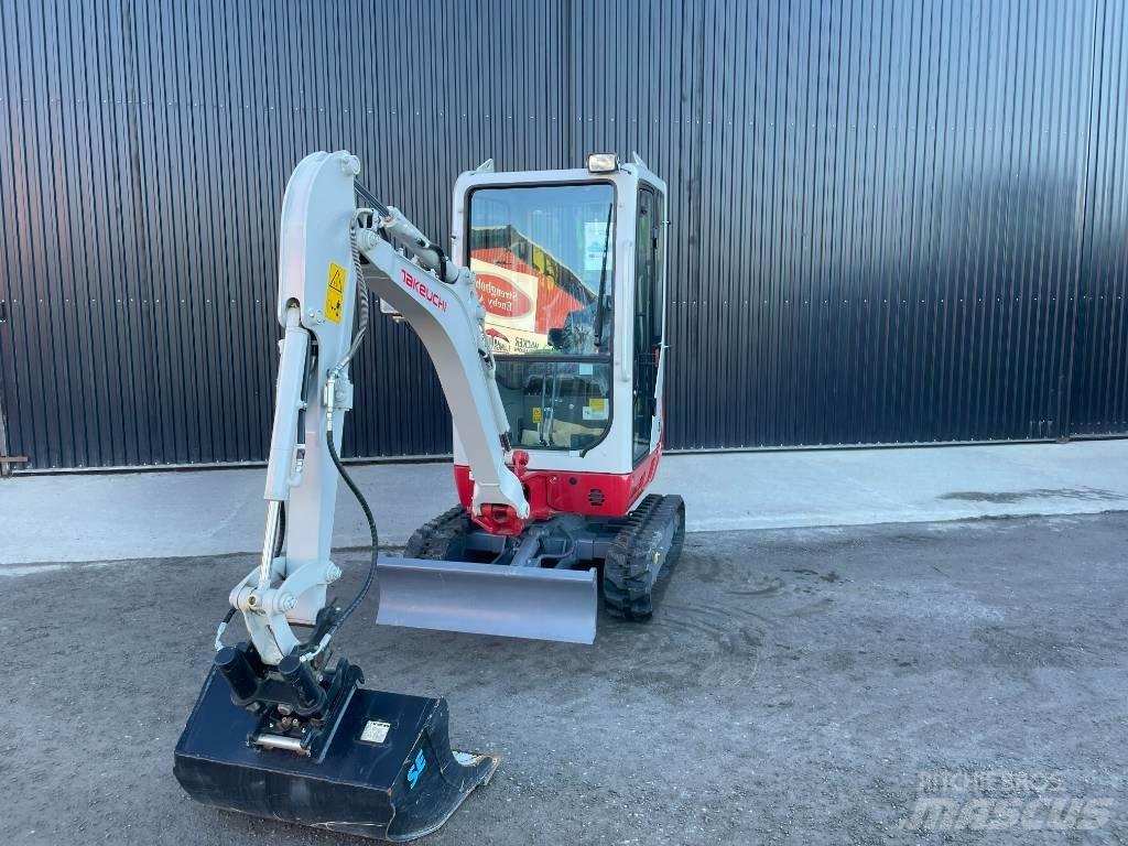 Takeuchi TB 216 Mini pelle < 7t