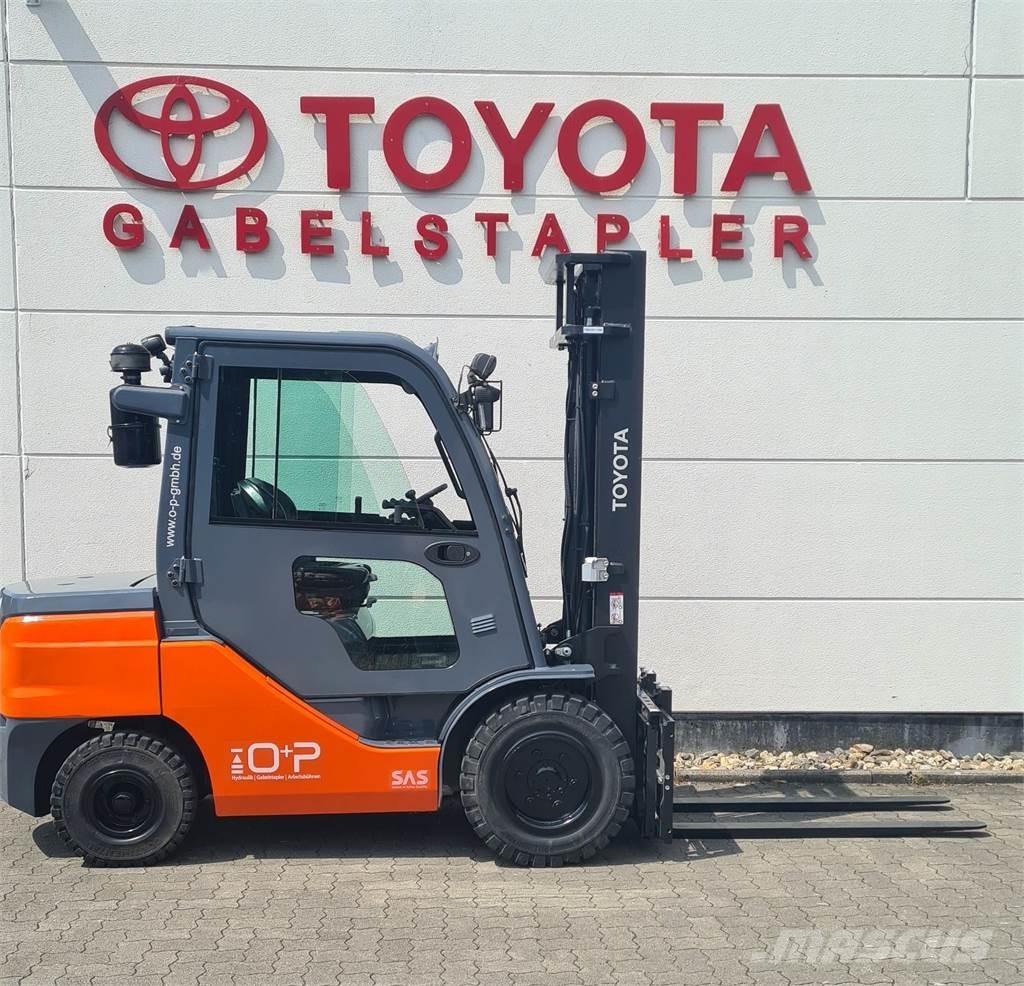 Toyota 52-8FDJF35 Chariots diesel