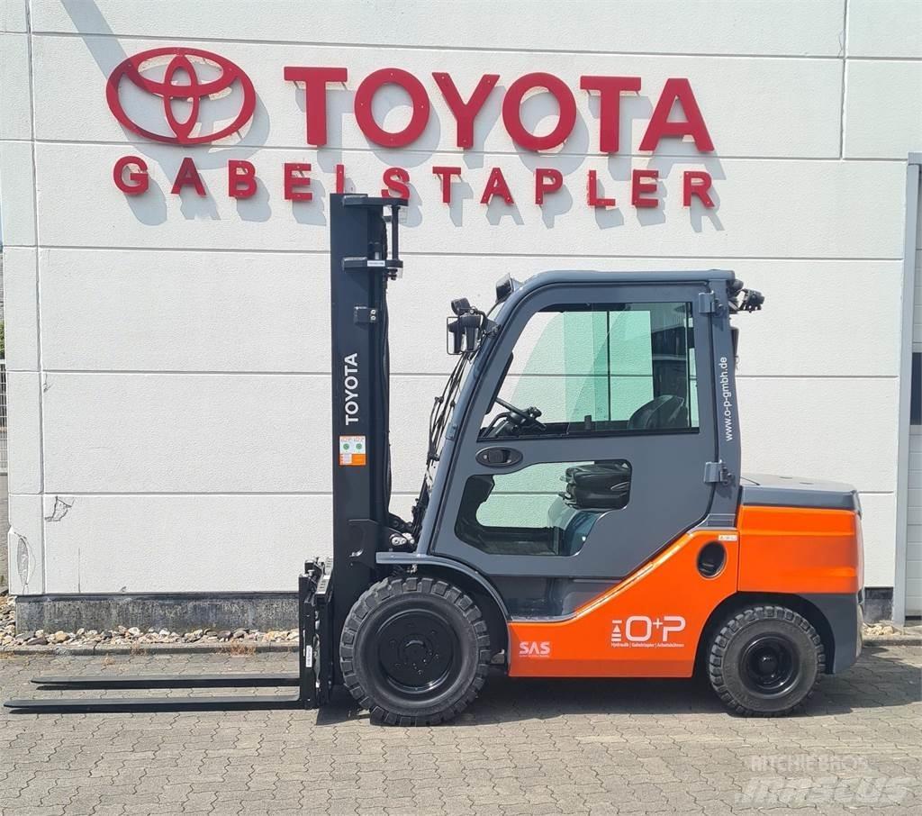 Toyota 52-8FDJF35 Chariots diesel