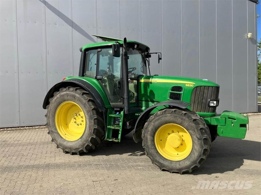John Deere 6830 Tracteur