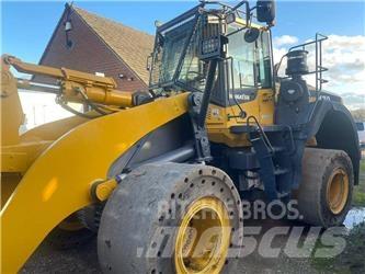 Komatsu WA 470 Chargeuse sur pneus