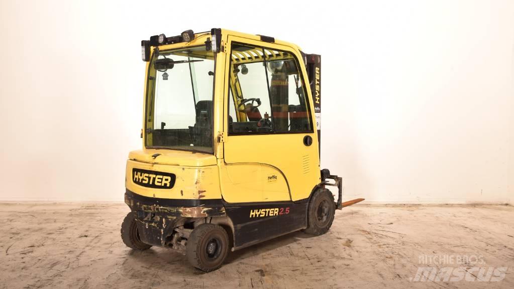 Hyster J2.5XN Chariots élévateurs électriques