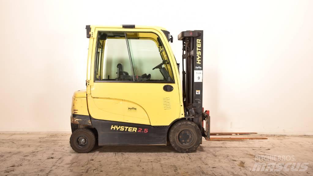Hyster J2.5XN Chariots élévateurs électriques
