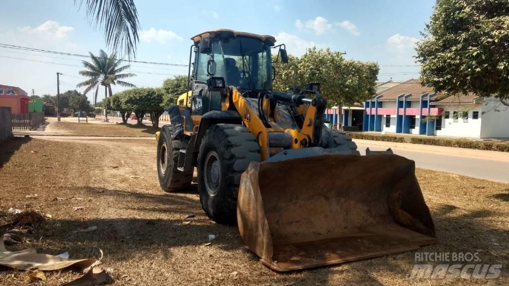 JCB 426 Chargeuse sur pneus