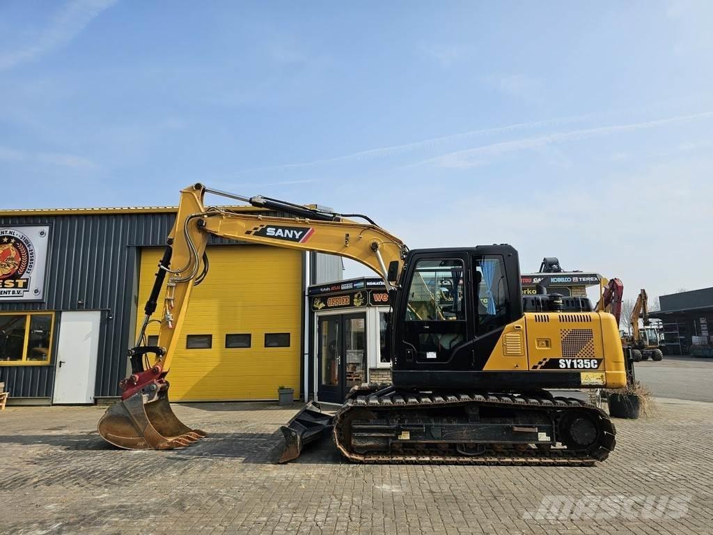 Sany SY135C Pelle sur chenilles