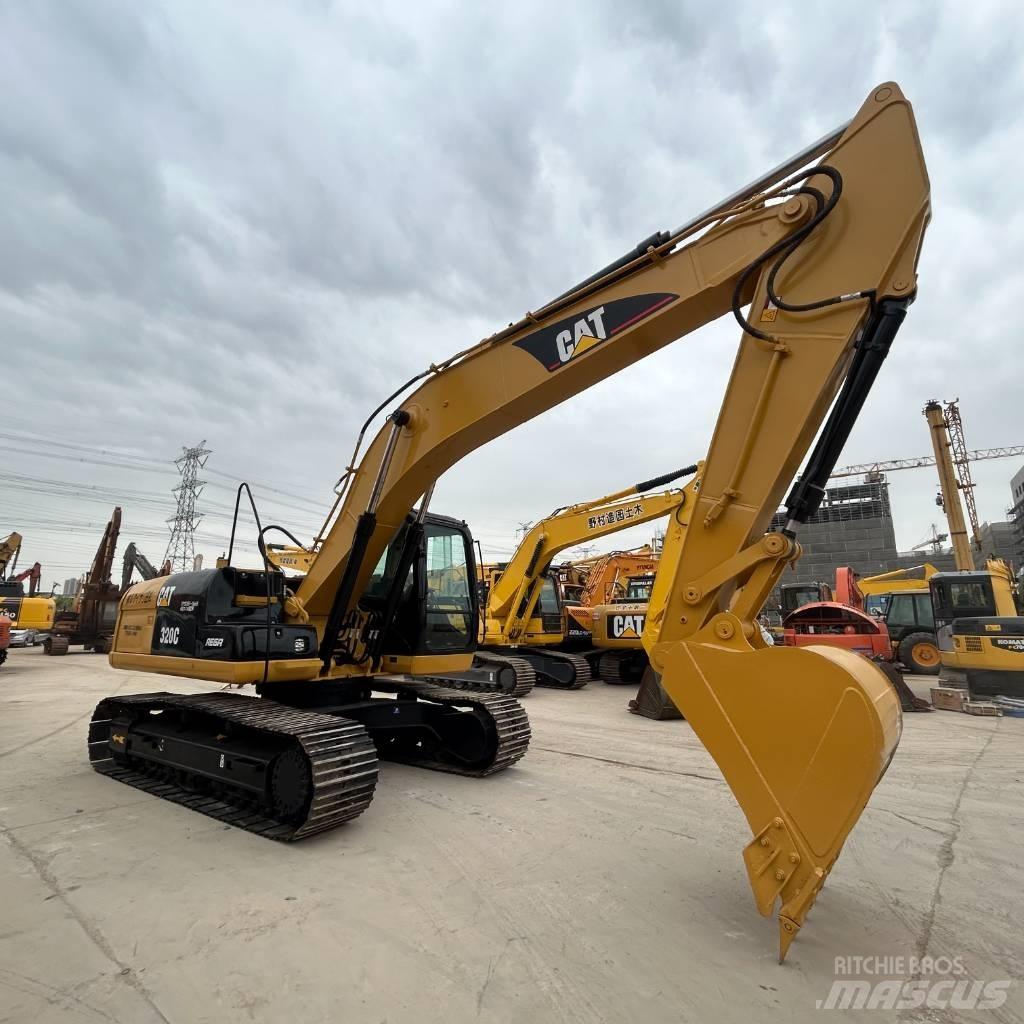 CAT 320C Pelle sur chenilles