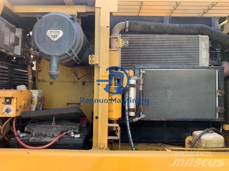 CAT 320 D Mini pelle 7t-12t