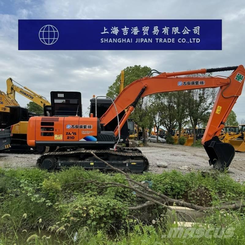 Hitachi ZX 210 Pelle sur chenilles