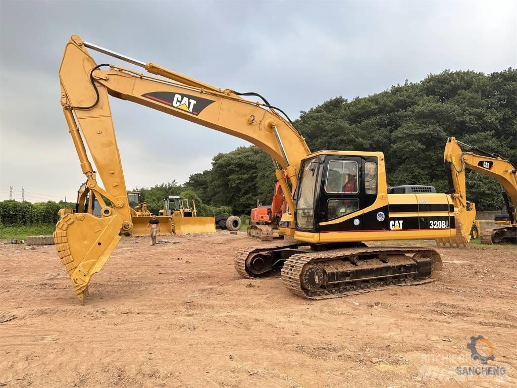 CAT 320 B Pelle sur chenilles