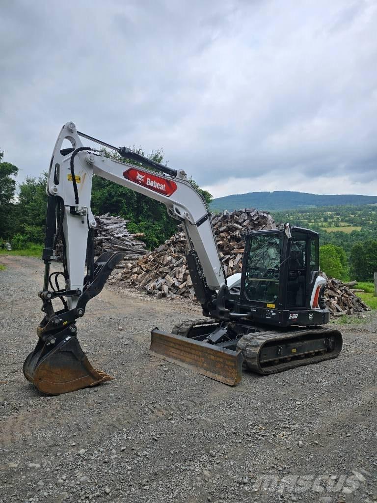 Bobcat E 88 R2 Pelle sur chenilles