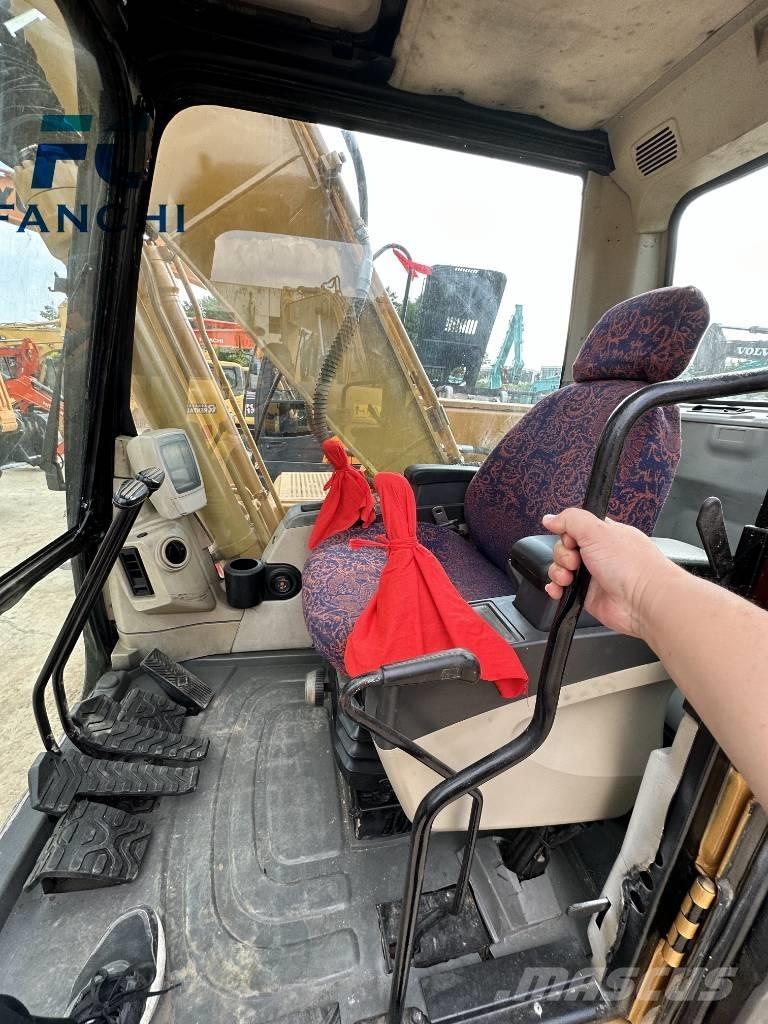 CAT 320 C L Pelle sur chenilles