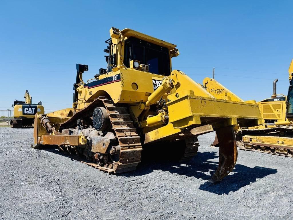 CAT D 8 T Bouteurs sur chenilles