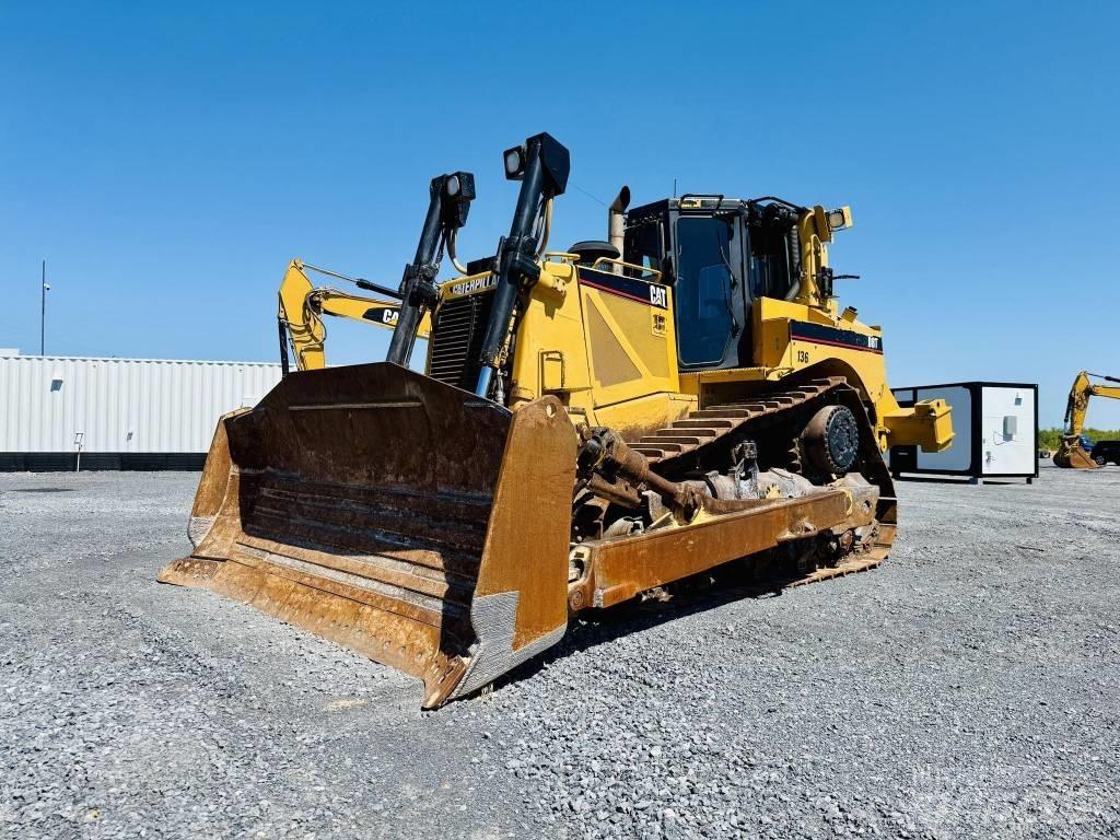 CAT D 8 T Bouteurs sur chenilles