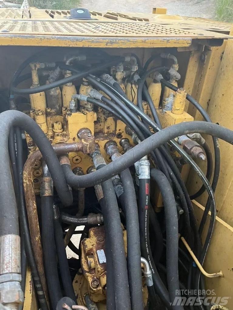 CAT 312 C Pelle sur chenilles