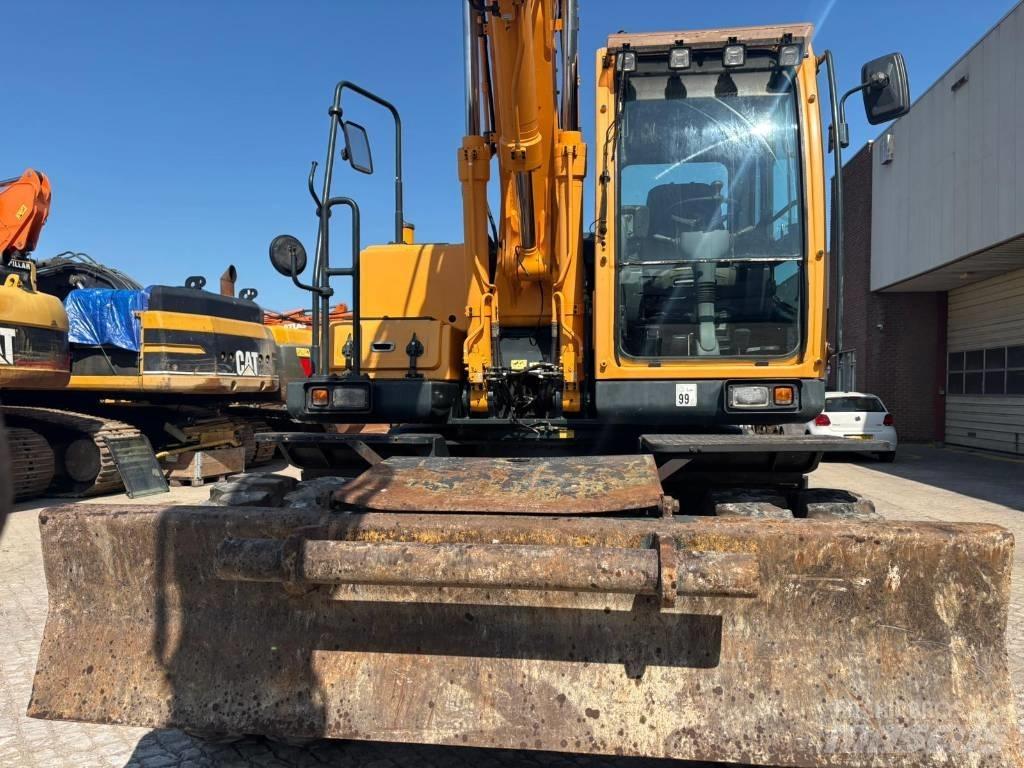 Hyundai 140W-9A Pelle sur pneus