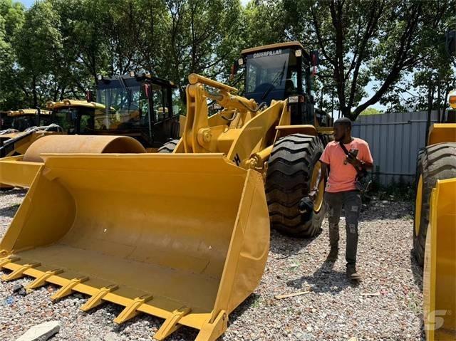 CAT 966 H Chargeuse sur pneus
