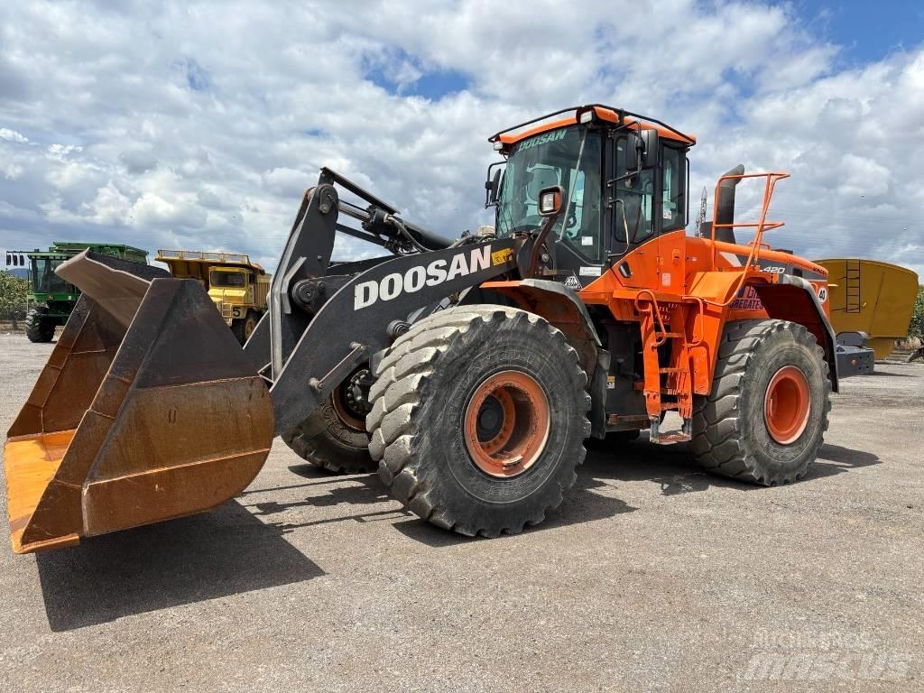 Doosan DL 420-5 Chargeuse sur pneus