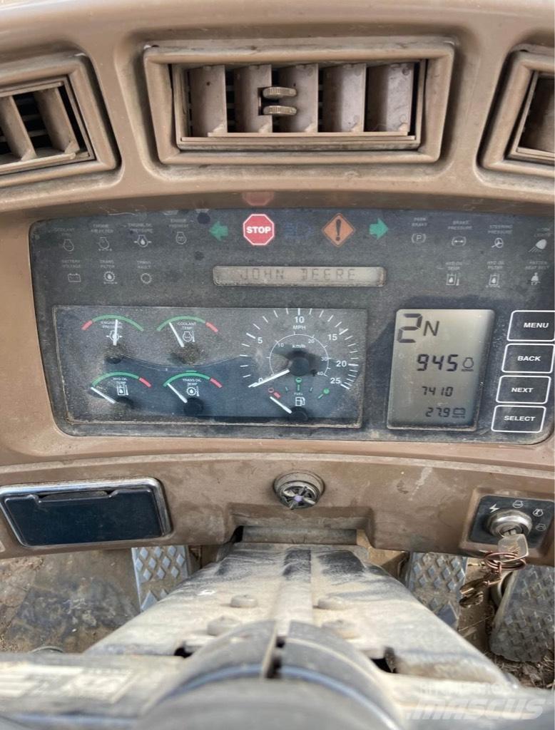 DEERE 544H Chargeuse sur pneus