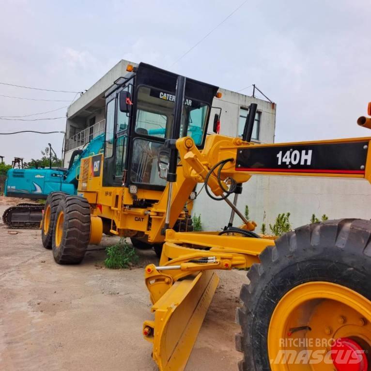 CAT 140 H Niveleuse