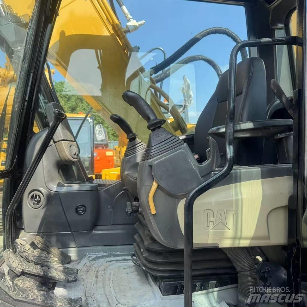 CAT 315 D Pelle sur chenilles