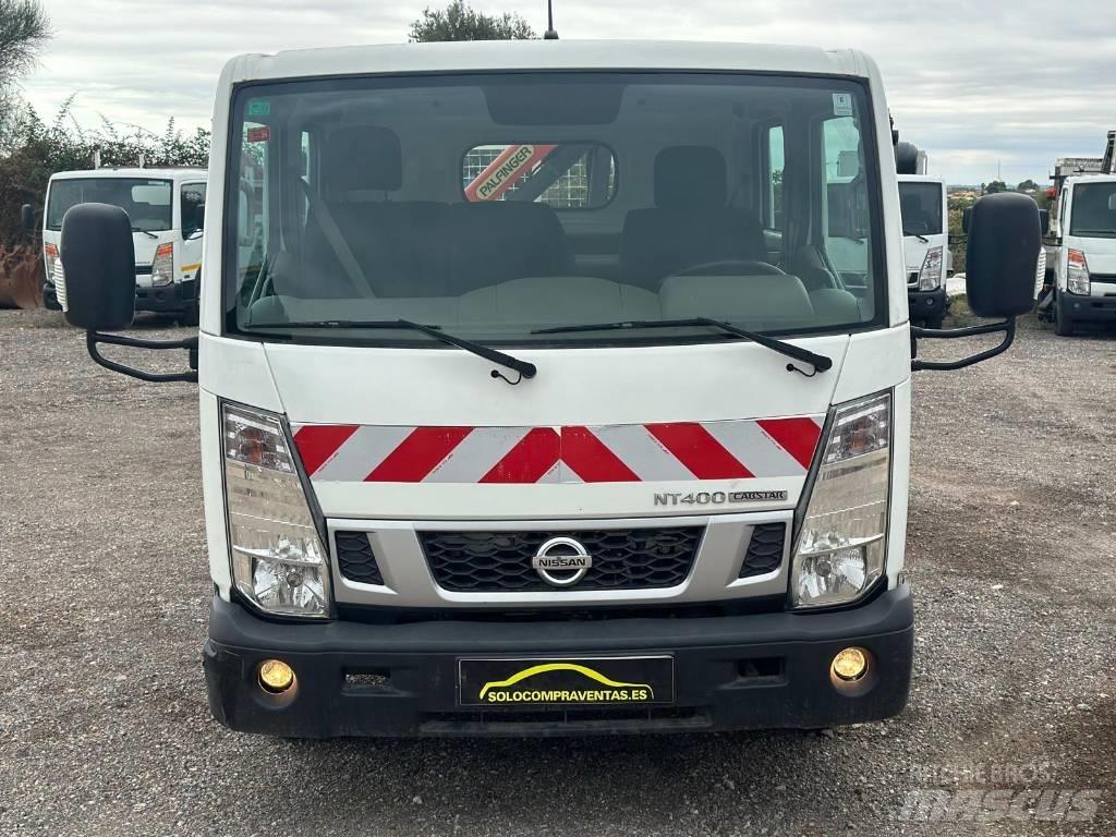 Nissan NT 400 Utilitaire benne