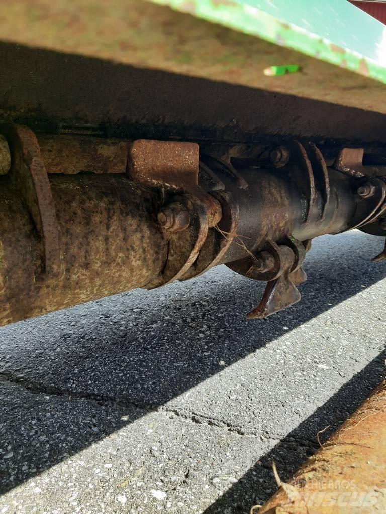 Cabe 250 Finlandia Broyeur / Gyrobroyeur / Epareuse